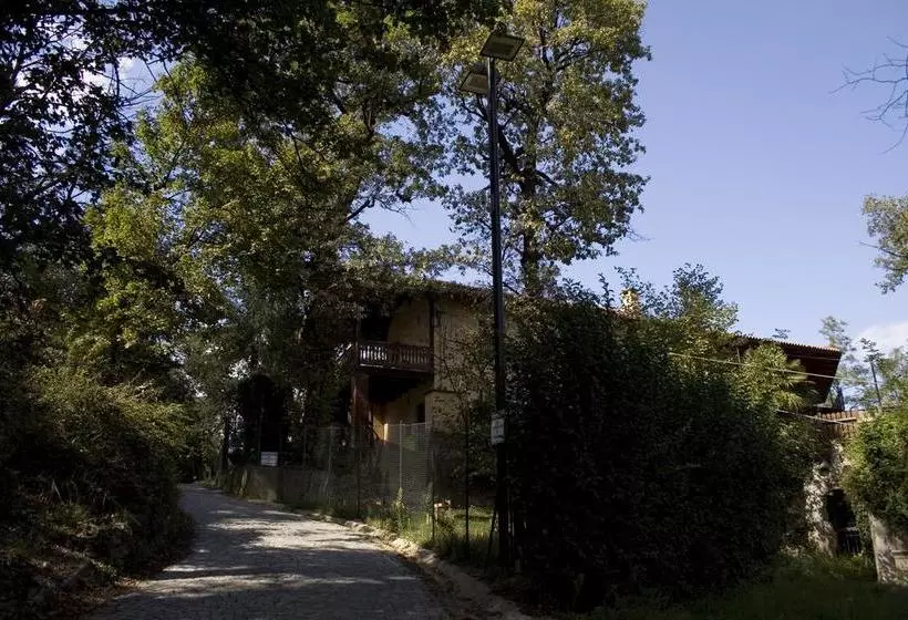 Hotelli Cascina Govean