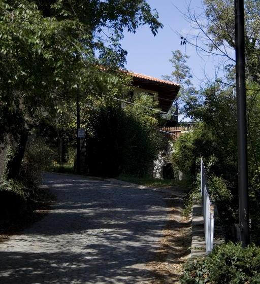 فندق Cascina Govean