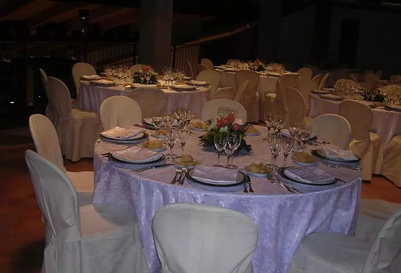 Hotelli Cascina Govean