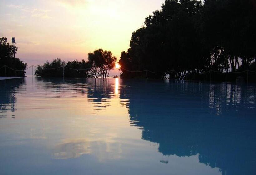 בית מלון כפרי Illicini