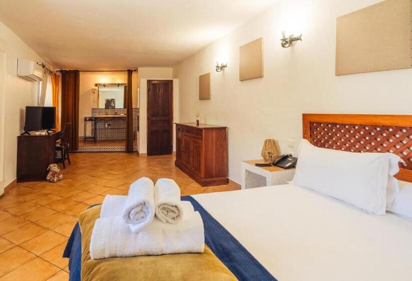 בית מלון כפרי Le Lido