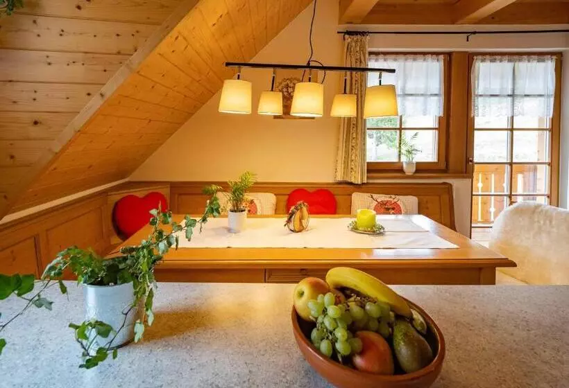 ホテル & Restaurant Grüner Baum   Die Grüne Oase Am Feldberg