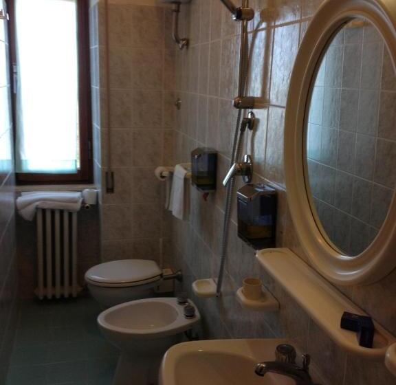 בית מלון כפרי Rivamare