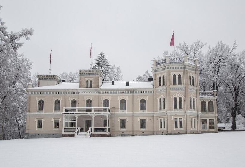 Kartanohotelli Karhulan Hovi