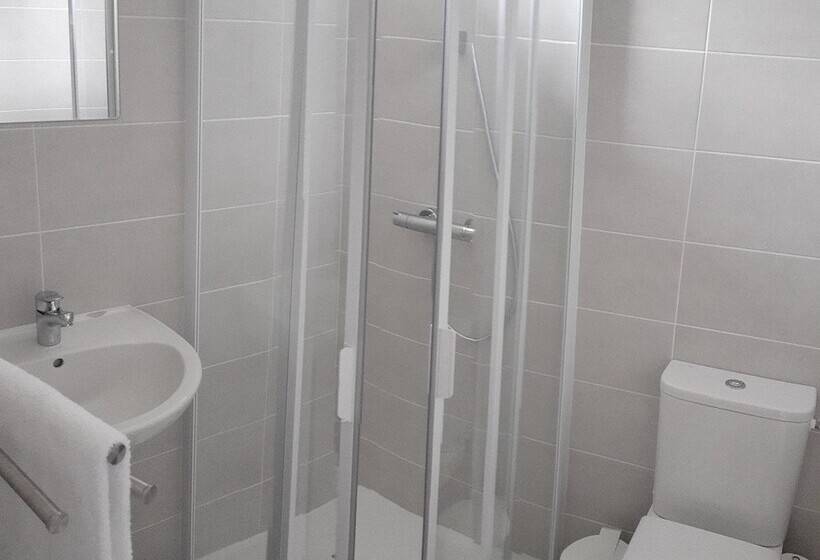 ユースホステル Le Refuge Du Célé