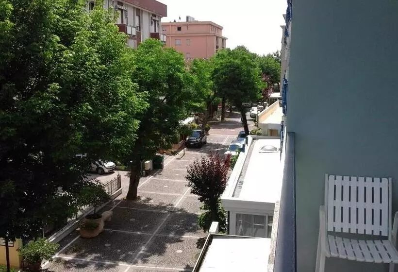 B&b   Meuble    Hotel  Cordiale