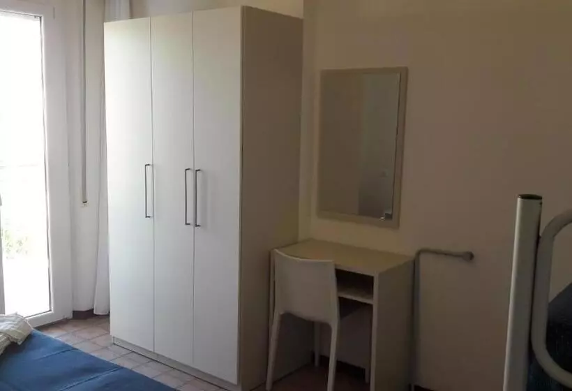 B&b   Meuble    Hotel  Cordiale