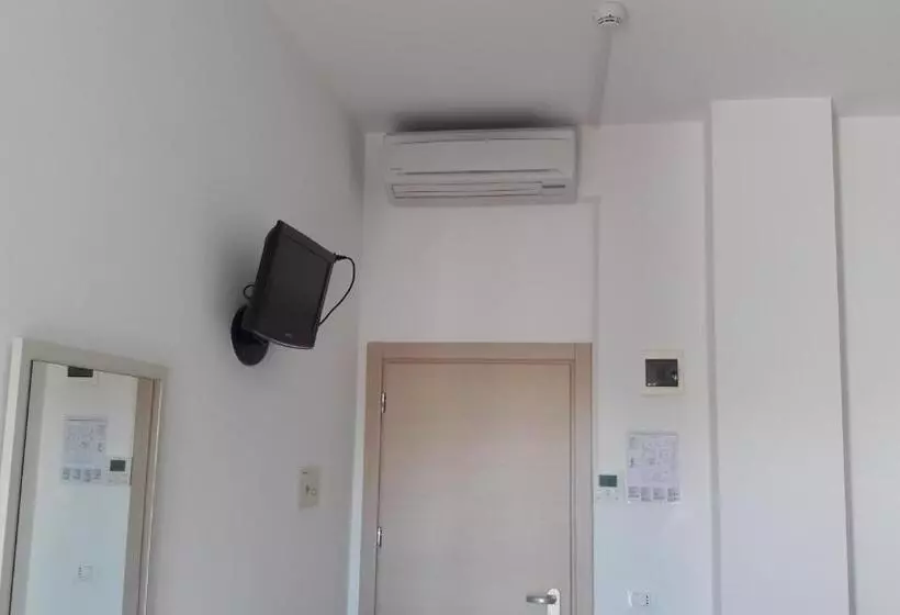 B&b   Meuble    Hotel  Cordiale