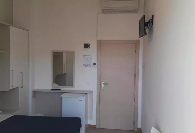 B&b   Meuble    Hotel  Cordiale