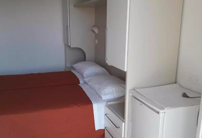 B&b   Meuble    Hotel  Cordiale