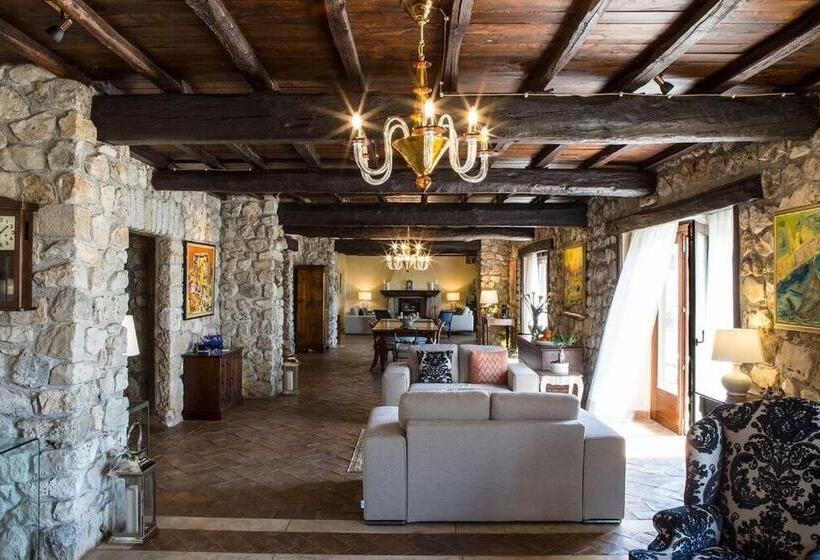 مبيت وإفطار Casale San Pietro