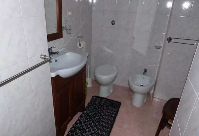 Aamiaismajoitus (B&B) Il Pozzo Dei Desideri