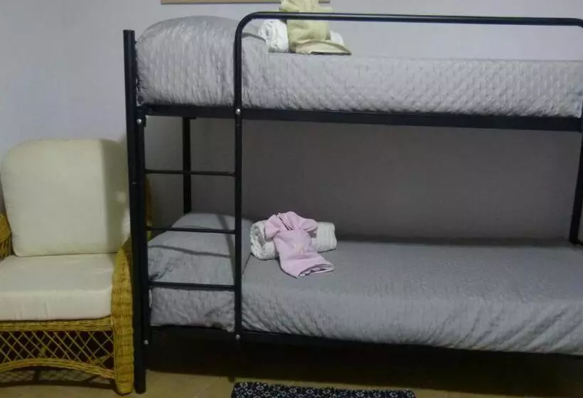 Aamiaismajoitus (B&B) Il Pozzo Dei Desideri