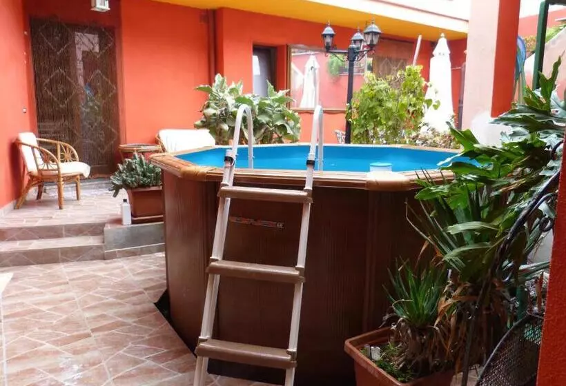 Aamiaismajoitus (B&B) Il Pozzo Dei Desideri