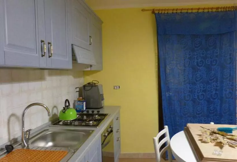 Aamiaismajoitus (B&B) Il Pozzo Dei Desideri