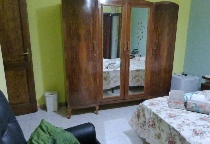 Aamiaismajoitus (B&B) Il Pozzo Dei Desideri