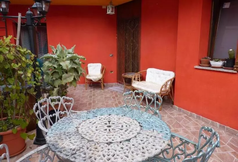 Aamiaismajoitus (B&B) Il Pozzo Dei Desideri