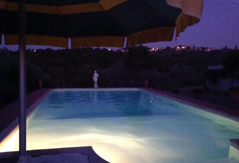 住宿加早餐  La Vecchia Quercia