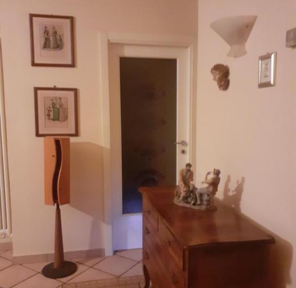 住宿加早餐  La Vecchia Quercia