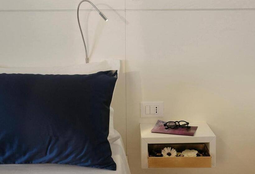 تختخواب و صبحانه Maison Fleurie