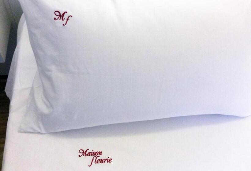 تختخواب و صبحانه Maison Fleurie