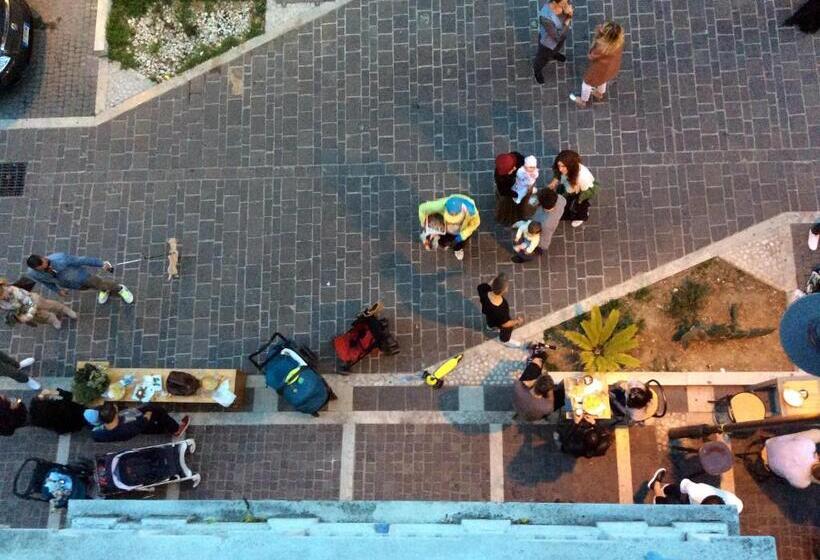 تختخواب و صبحانه Maison Fleurie