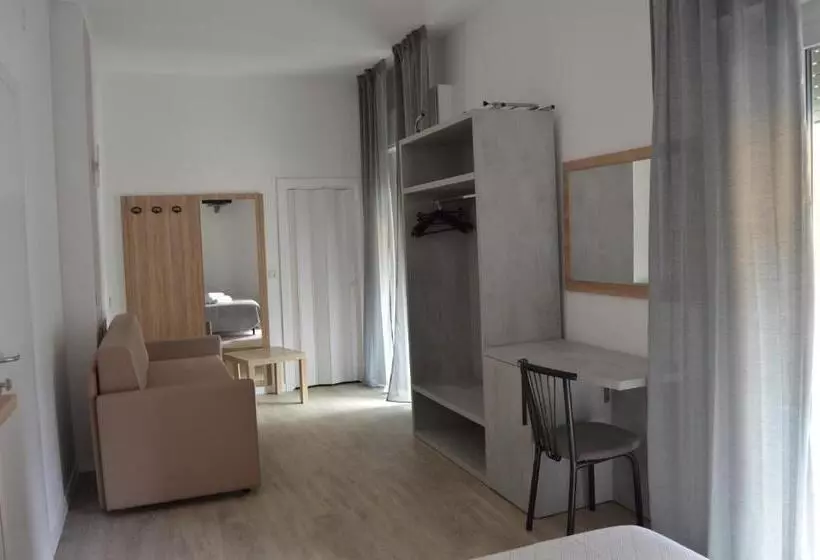 Hotelli Pensione Rossi