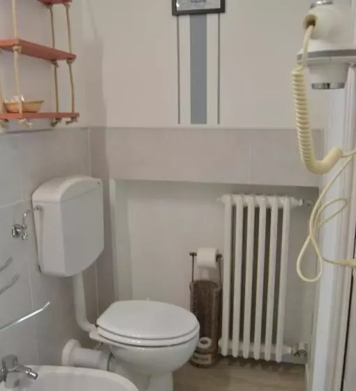 Hotelli Pensione Rossi