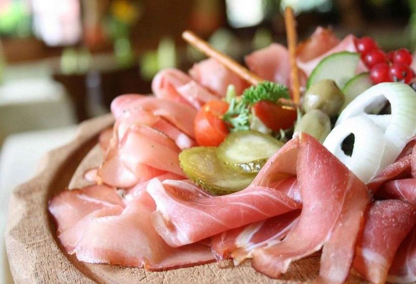 Отель Schützen