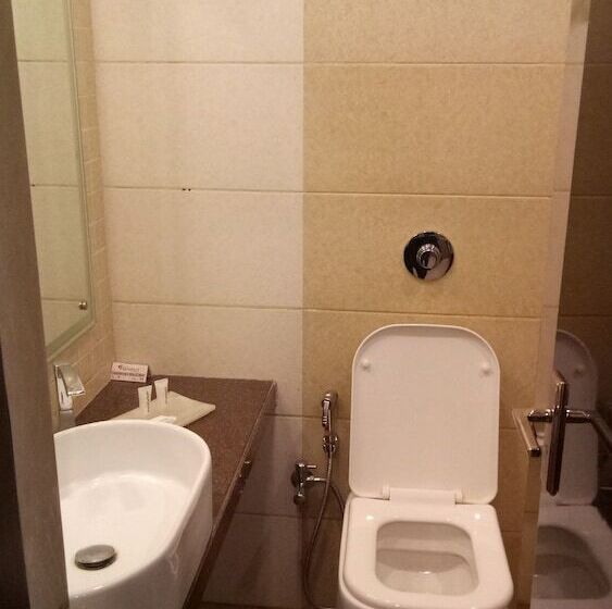 Отель Treebo Residency