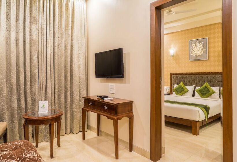 Отель Treebo Residency