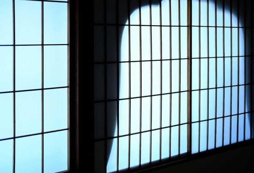 Рёкан Zenkoji Temple Yakuoin