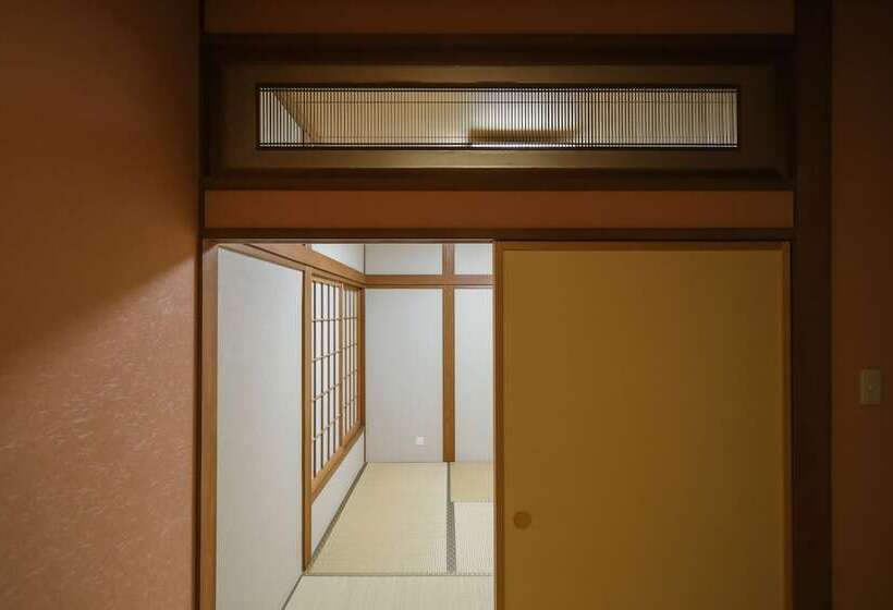 Рёкан Zenkoji Temple Yakuoin