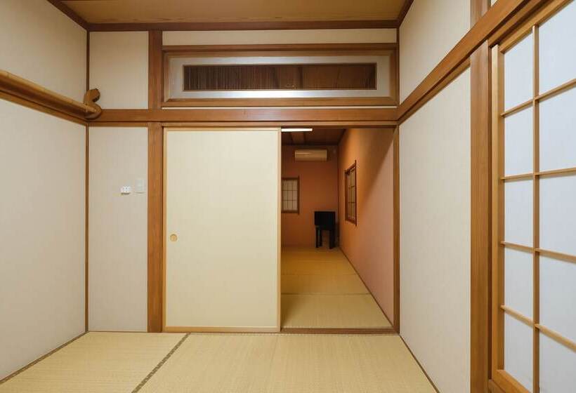 Рёкан Zenkoji Temple Yakuoin