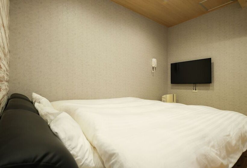 Рёкан Zenkoji Temple Yakuoin