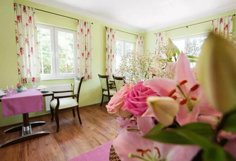 Waldcafé Hotel Restaurant