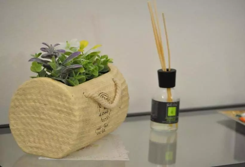 تختخواب و صبحانه Artisti Rooms