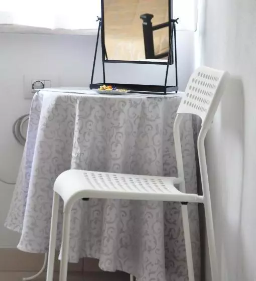 تختخواب و صبحانه Artisti Rooms