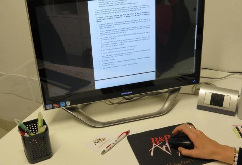 تختخواب و صبحانه Artisti Rooms