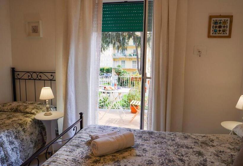 تختخواب و صبحانه Anthea