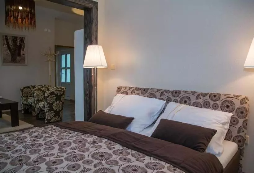 Aamiaismajoitus (B&B) Dům Pod Radnicí Pokoje