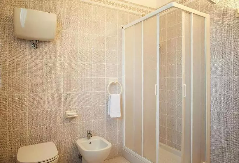 ホテル Albergo La Bussola
