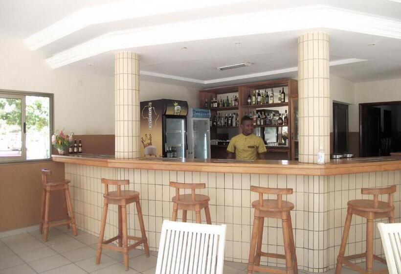 ホテル Ghis Palace