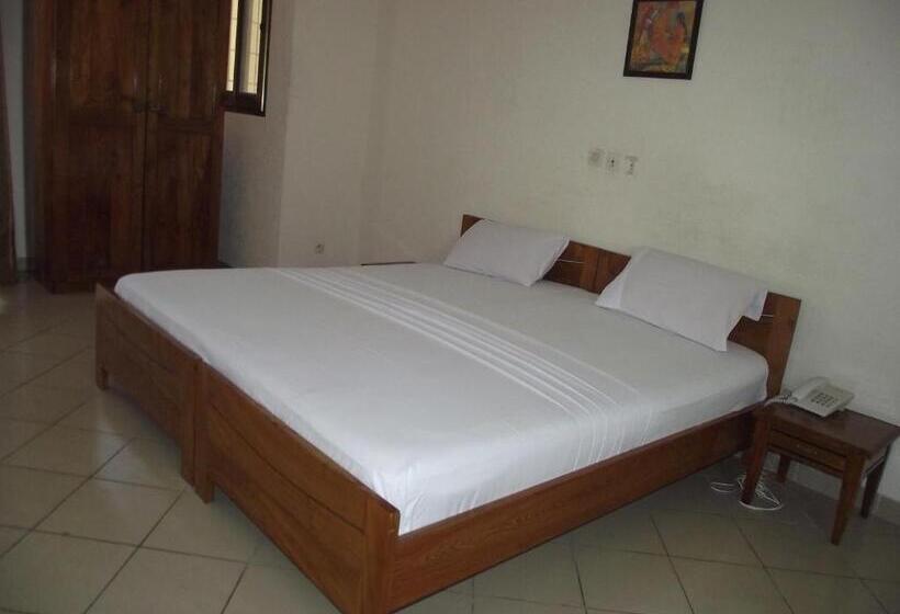 ホテル Ghis Palace