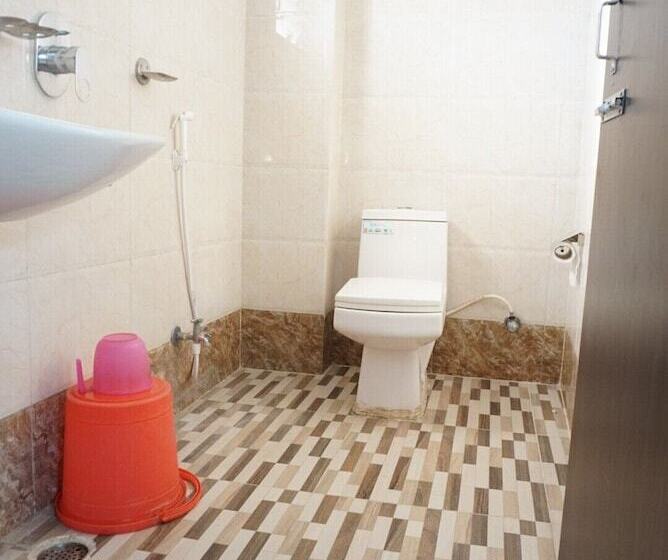 Hotel Mani International