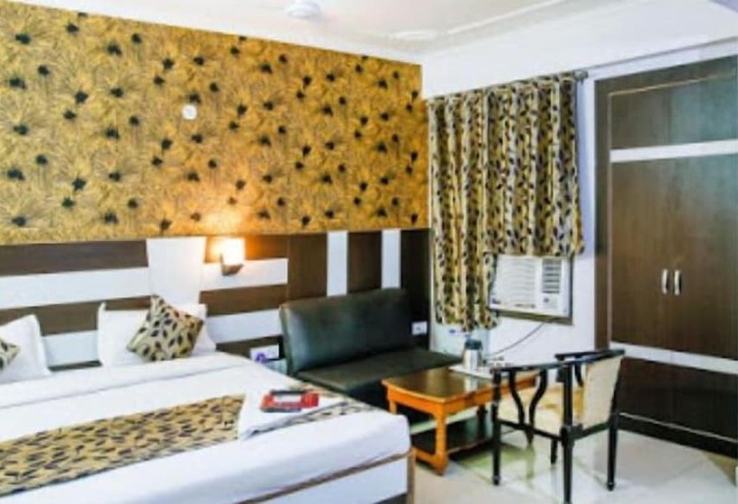 Hotel Mani International