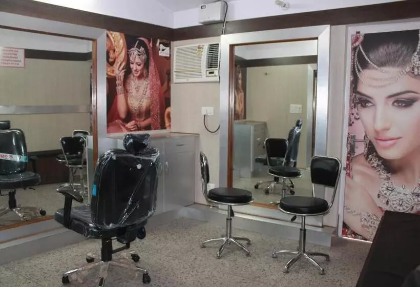 Hotelli Rajhans International