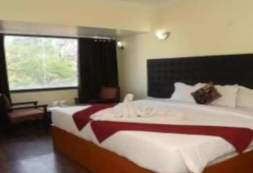 Hotelli Rajhans International