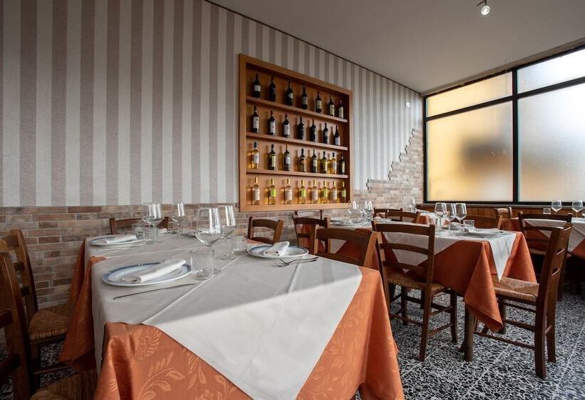 فندق Ristorante Le Terrazze Di Nappino