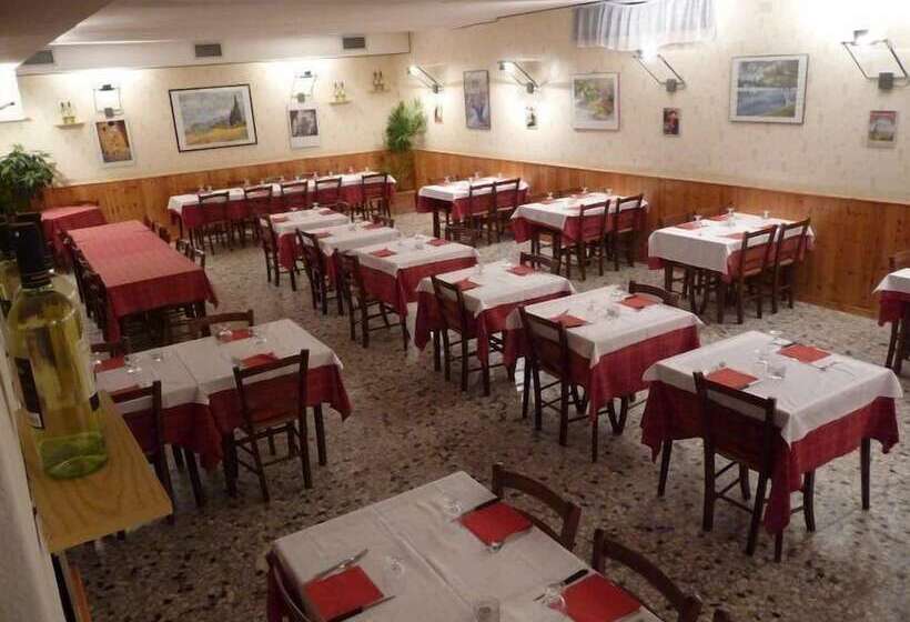 فندق Ristorante Le Terrazze Di Nappino